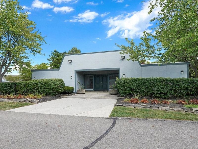 1022 Galliton Court, Unit D, Columbus, OH 43220 Photo 32