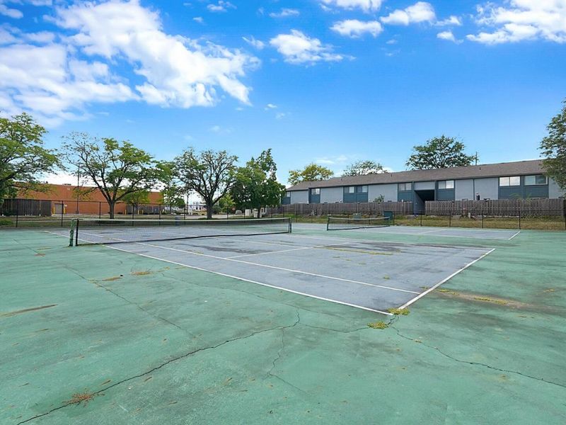 1022 Galliton Court, Unit D, Columbus, OH 43220 Photo 33