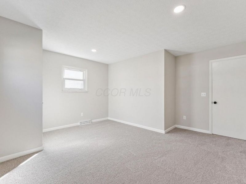 2691 Maplewood Drive , Columbus, OH 43231 Photo 24