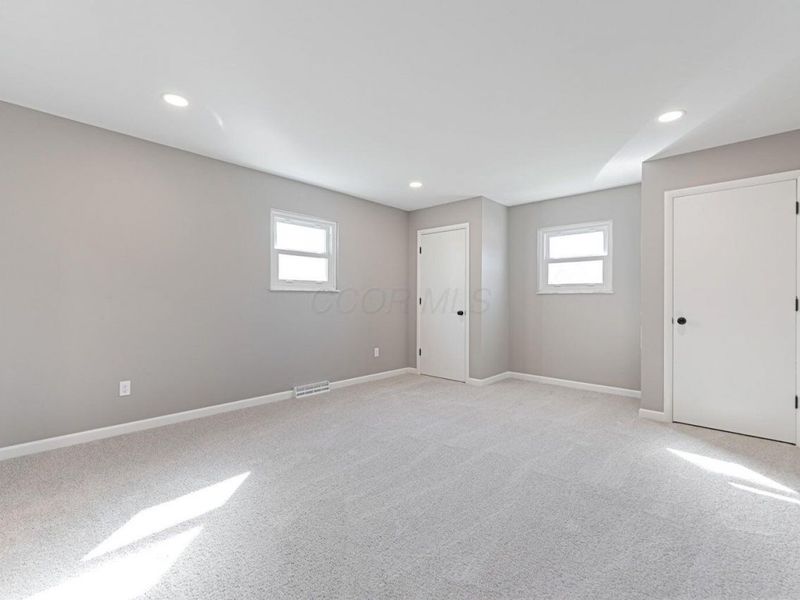 2691 Maplewood Drive , Columbus, OH 43231 Photo 25