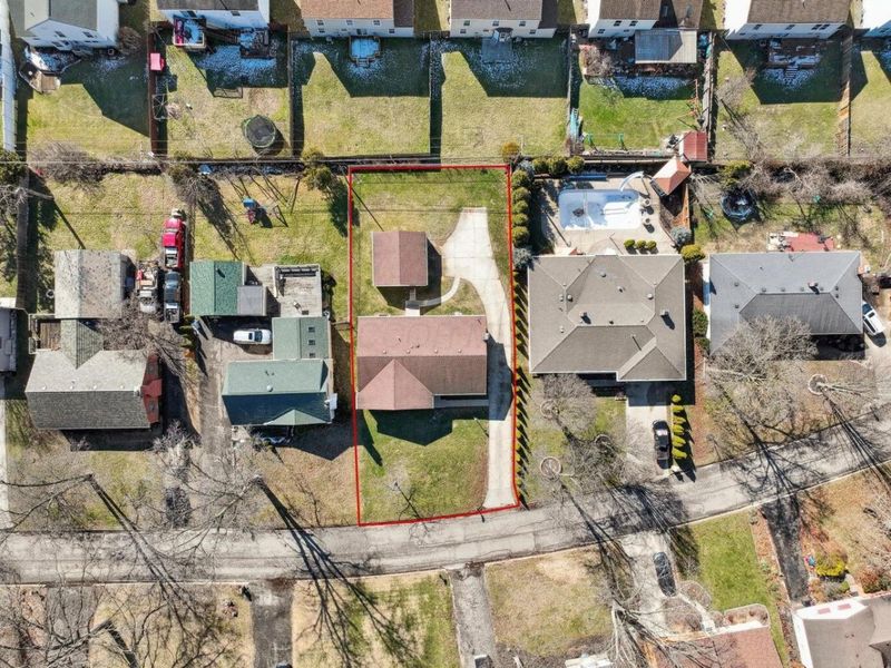 2691 Maplewood Drive , Columbus, OH 43231 Photo 4