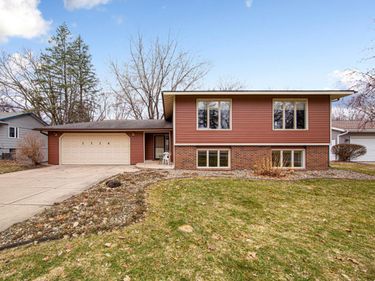 1114 Maple Street S, Northfield, MN 55057