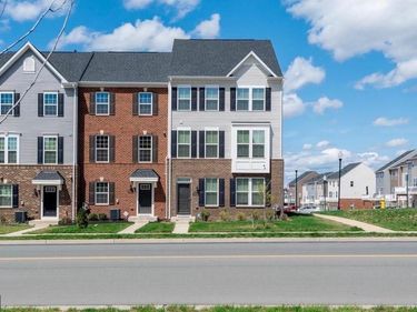 11416 WILLOW GREEN CIRCLE , MANASSAS, VA 20109