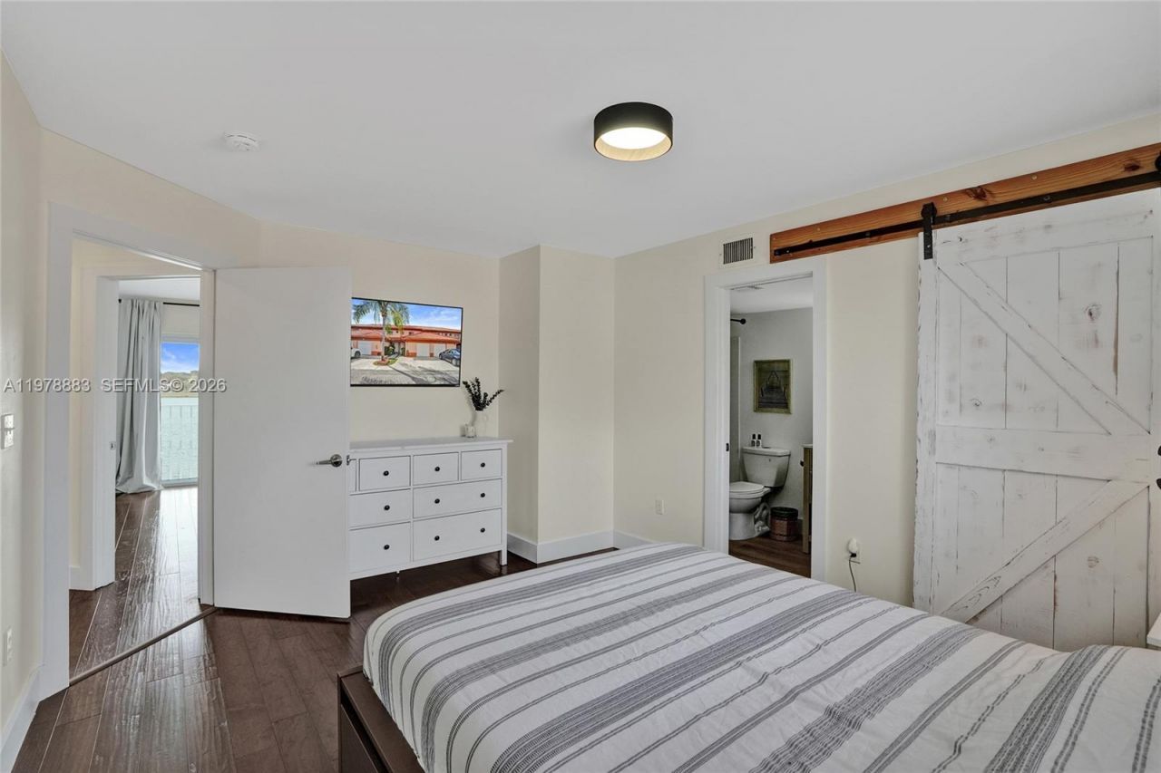 20822 San Simeon Way, Unit 103, Miami, FL 33179 Photo