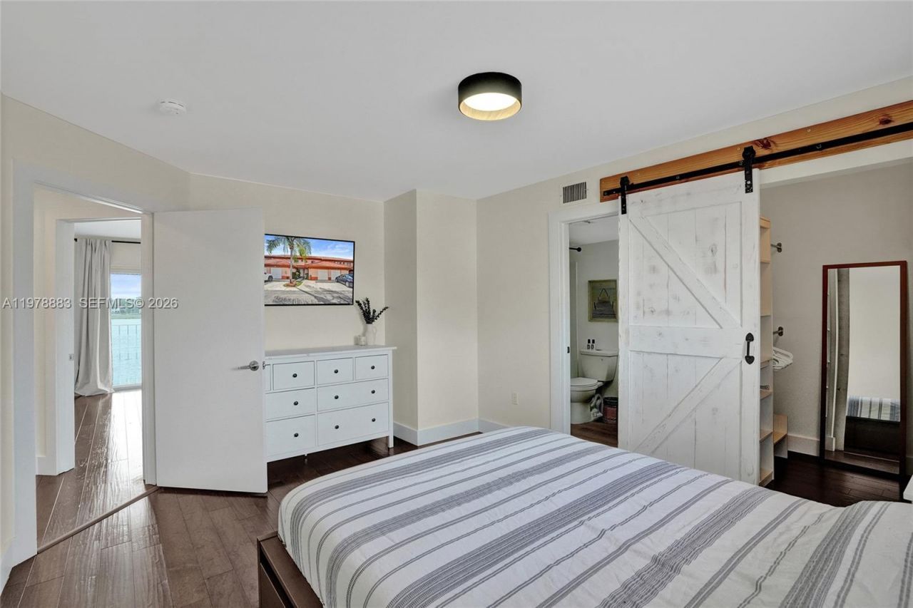 20822 San Simeon Way, Unit 103, Miami, FL 33179 Photo