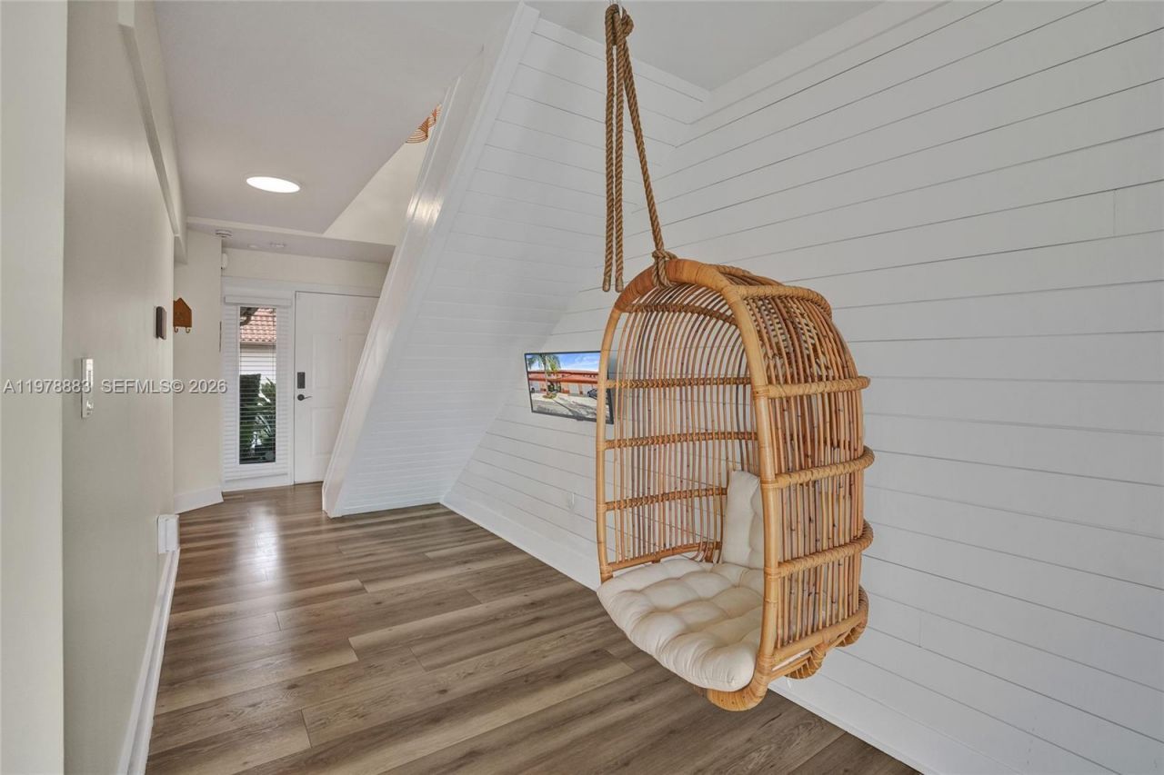 20822 San Simeon Way, Unit 103, Miami, FL 33179 Photo