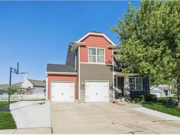 3204 Maple Drive SW, Bondurant, IA 50035