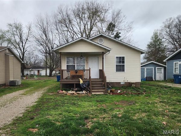 2017 Tennessee Street , Poplar Bluff, MO 63901