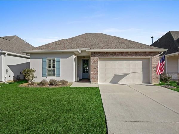 4049 MONARCH Lane , Covington, LA 70433