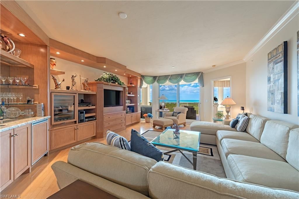 7117 Pelican Bay Blvd, Unit 701, Naples, FL 34108 Photo