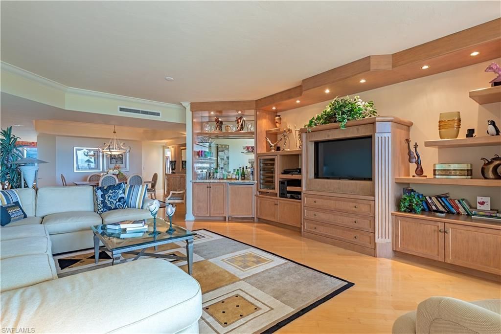 7117 Pelican Bay Blvd, Unit 701, Naples, FL 34108 Photo