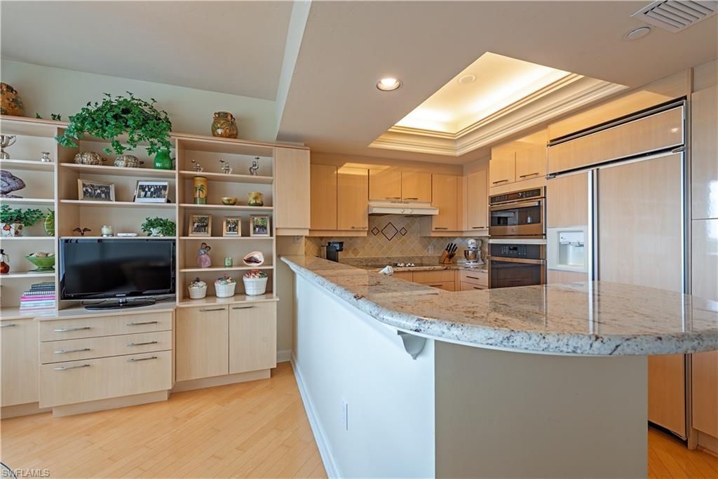 7117 Pelican Bay Blvd, Unit 701, Naples, FL 34108 Photo
