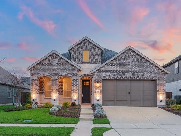 1829 Leo Drive, Van Alstyne, TX 75495