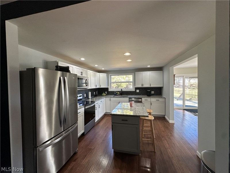 6123 Fairdale Drive, Cambridge, OH 43725 Photo 13