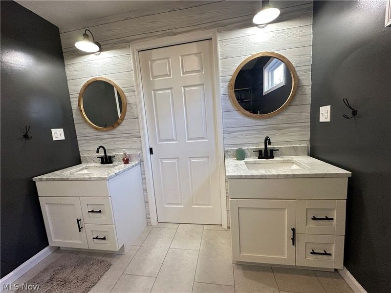 6123 Fairdale Drive, Cambridge, OH 43725 Photo 22