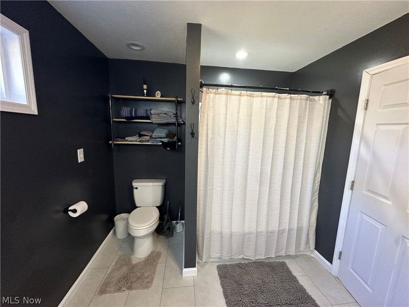 6123 Fairdale Drive, Cambridge, OH 43725 Photo 23