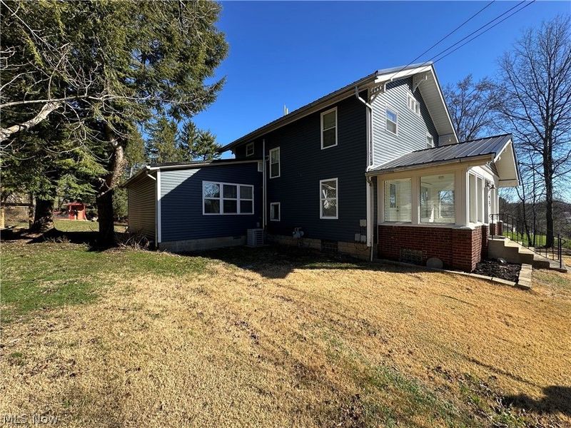 6123 Fairdale Drive, Cambridge, OH 43725 Photo 3