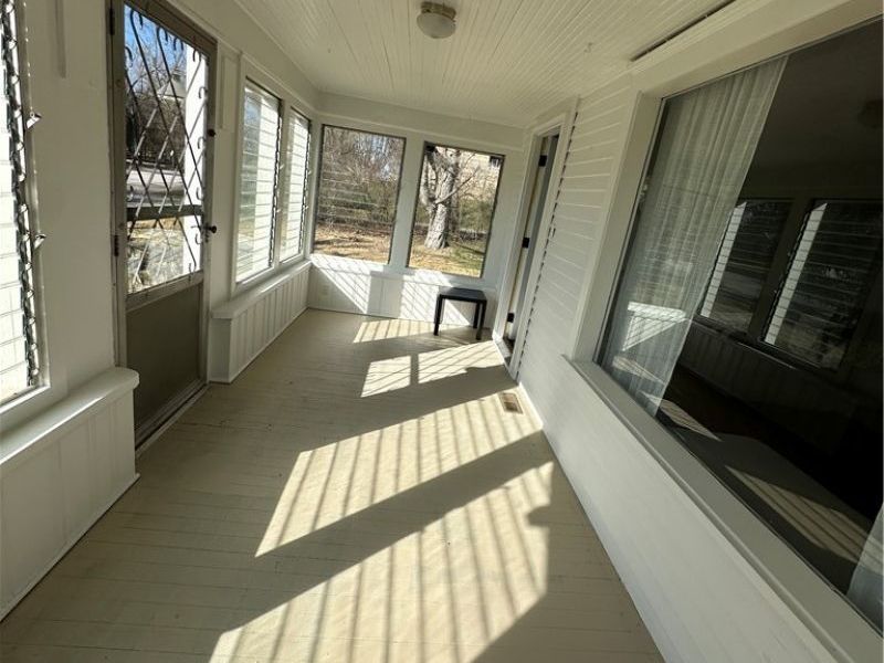 6123 Fairdale Drive, Cambridge, OH 43725 Photo 6