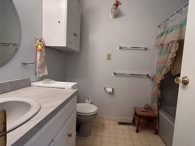 5450 Erie Avenue NW, Canal Fulton, OH 44614 Photo 9