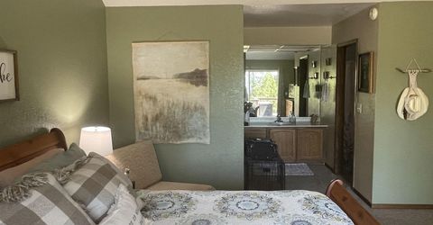 6867 Almanor Lake Estates Drive, Lake Almanor, CA 96137 Photo