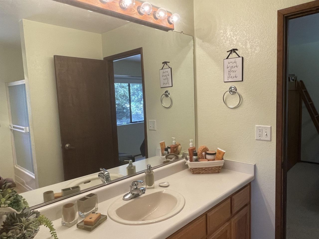 6867 Almanor Lake Estates Drive, Lake Almanor, CA 96137 Photo