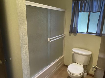 6867 Almanor Lake Estates Drive, Lake Almanor, CA 96137 Photo