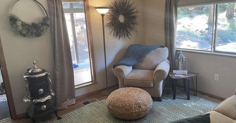 6867 Almanor Lake Estates Drive, Lake Almanor, CA 96137 Photo