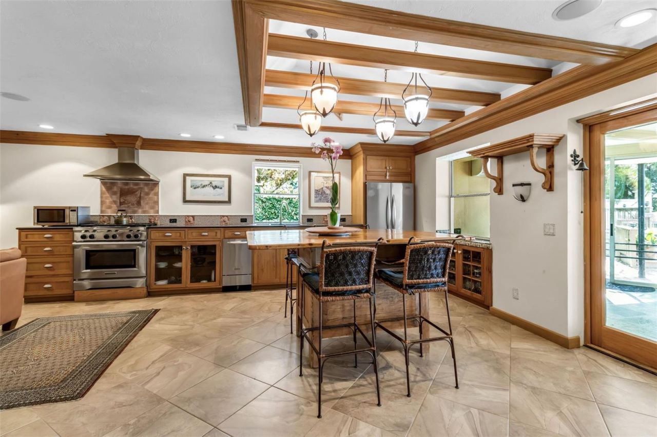 1504 S Lodge Drive, Sarasota, FL 34239 Photo