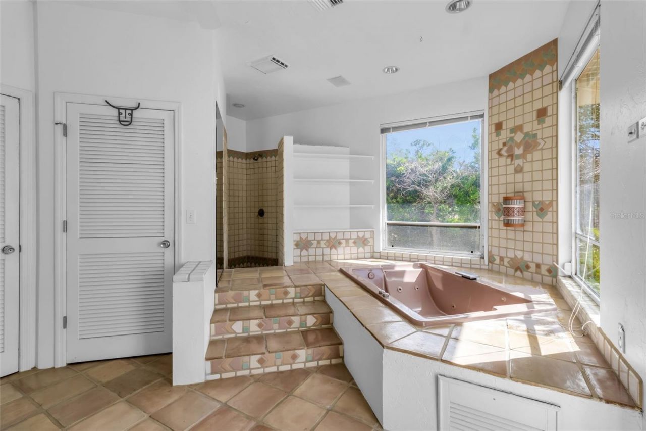 1504 S Lodge Drive, Sarasota, FL 34239 Photo