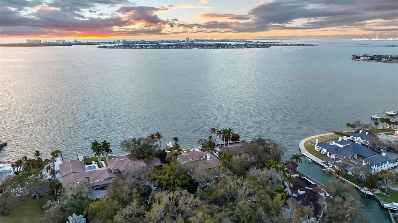 1504 S Lodge Drive, Sarasota, FL 34239 Photo