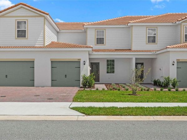 576 BAY LEAF DRIVE , POINCIANA, FL 34759