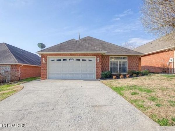 433 Creekview Lane, Knoxville, TN 37923