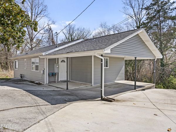 510 Michigan Ave, Oak Ridge, TN 37830