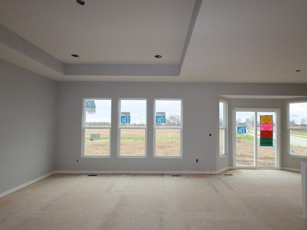 1464 Kenneth Drive, Delaware, OH 43015