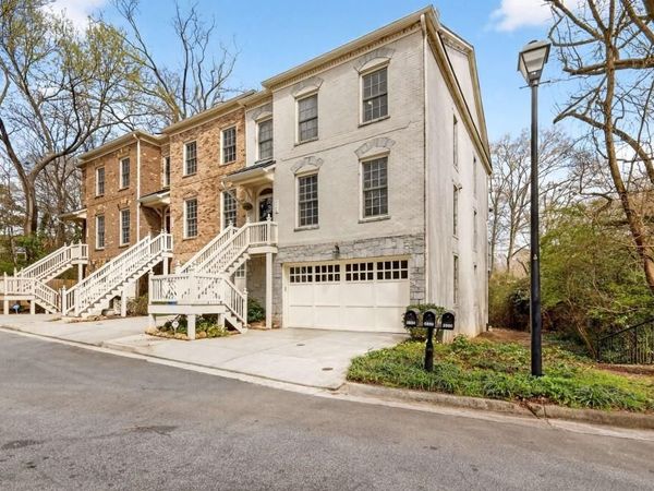 2660 Colgan Court SE, Atlanta, GA 30317