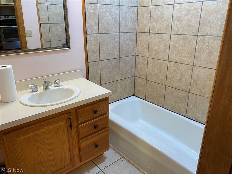 195 Case Avenue, Andover, OH 44003 Photo 14