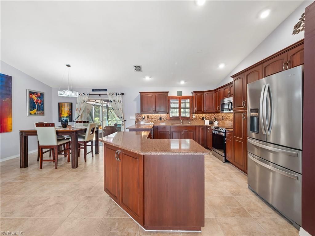 2138 SW 12th Pl, Cape Coral, FL 33991 Photo