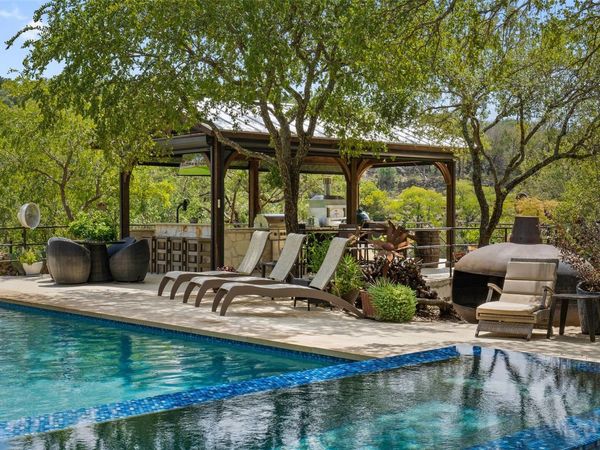 1450 Los Escondidos ST , Marble Falls, TX 78654