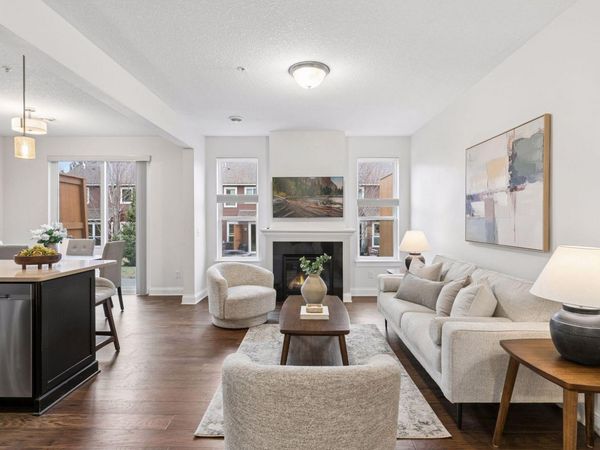 3154 Countryside Avenue, Unit B, Woodbury, MN 55129