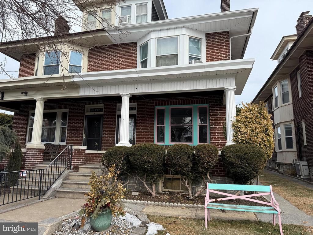725 PENN AVENUE, WEST READING, PA 19611