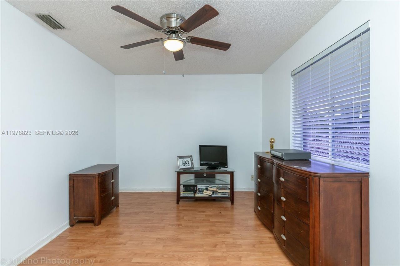 1032 Silktree Ln, Weston, FL 33327 Photo