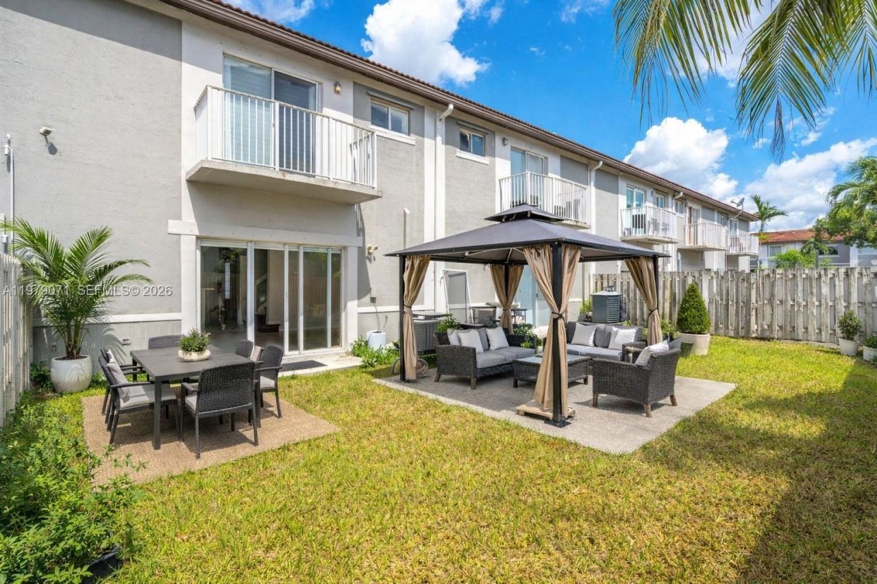 2883 SW 129th Ter, Miramar, FL 33027 Photo