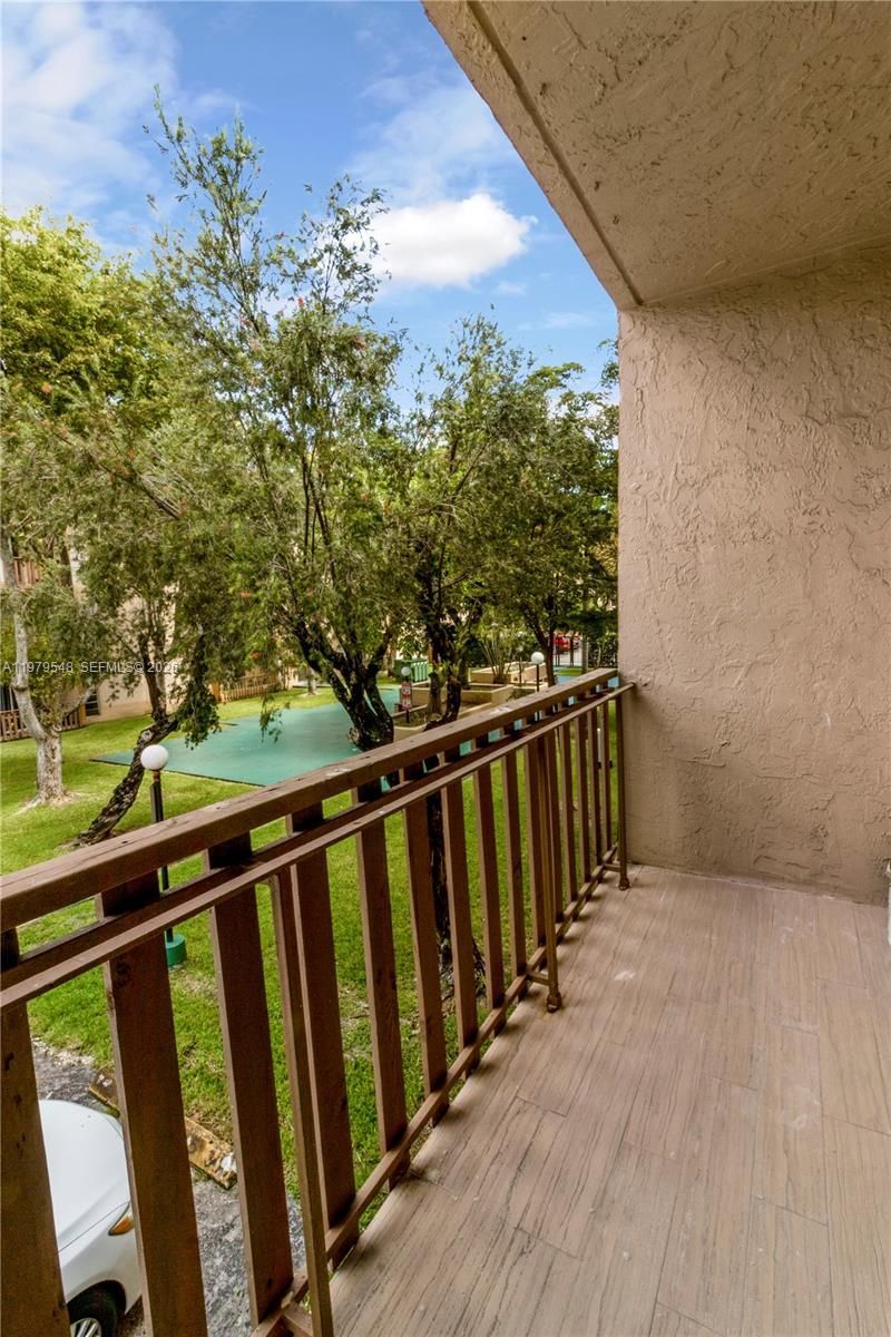 4855 NW 7th St , Unit 206-6, Miami, FL 33126 Photo