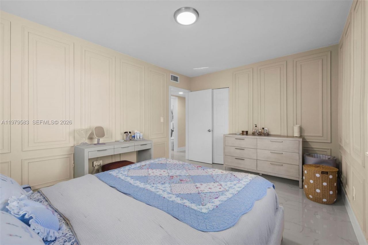 10750 SW 43rd Ln , Miami, FL 33165 Photo