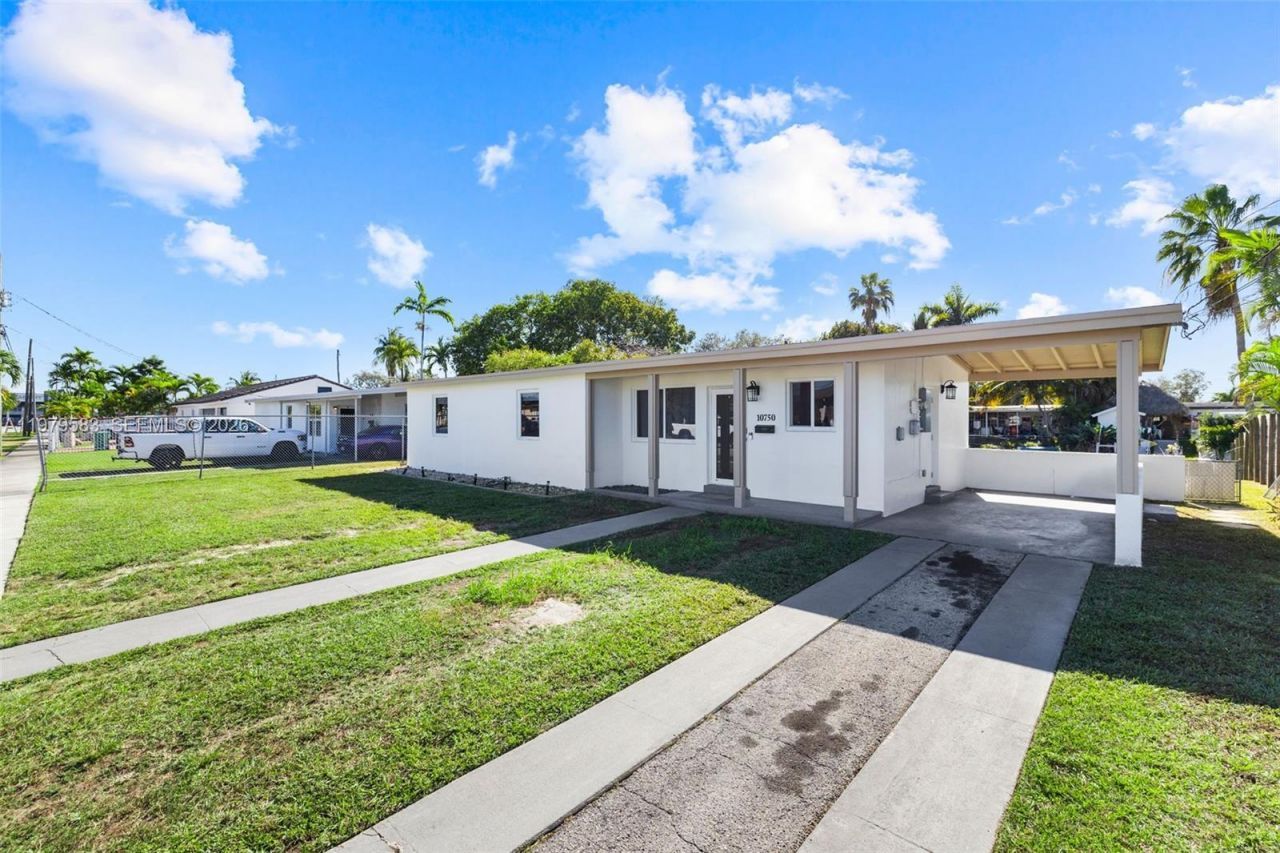 10750 SW 43rd Ln , Miami, FL 33165 Photo