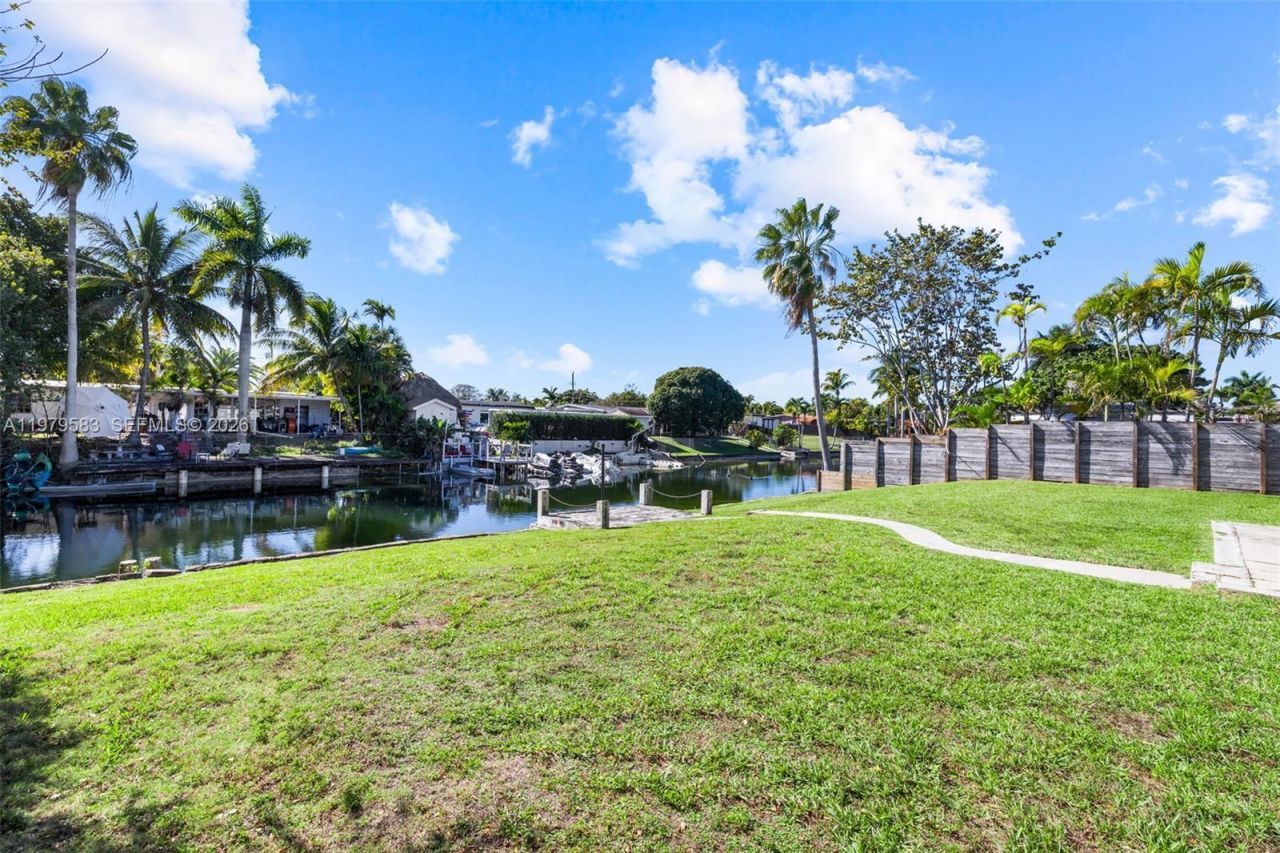 10750 SW 43rd Ln , Miami, FL 33165 Photo