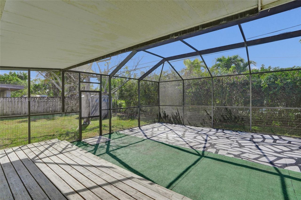 19830 SW 92nd Ave, Cutler Bay, FL 33157 Photo