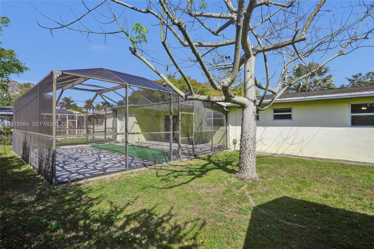 19830 SW 92nd Ave, Cutler Bay, FL 33157 Photo