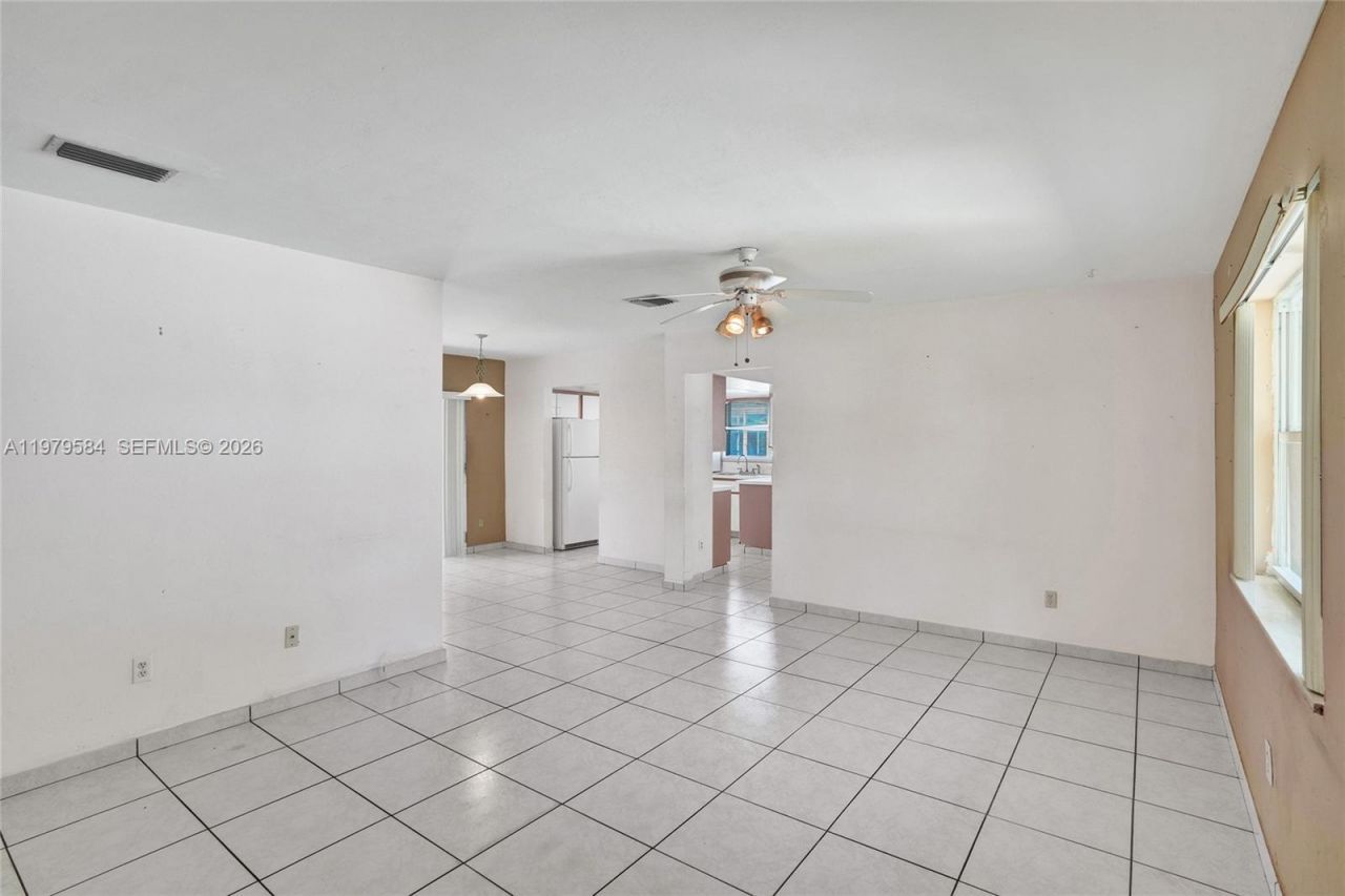 19830 SW 92nd Ave, Cutler Bay, FL 33157 Photo