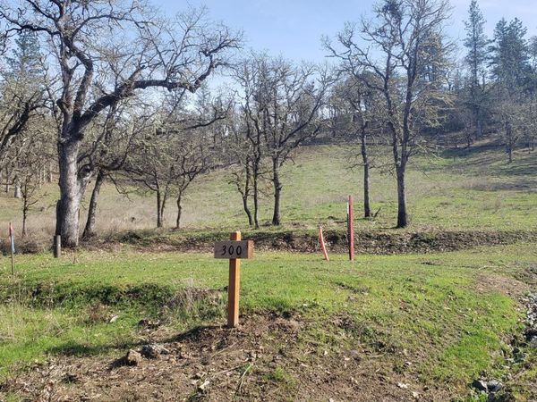 Messinger Road, Unit 300, Grants Pass, OR 97527